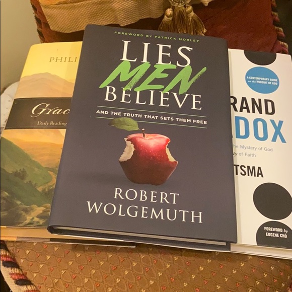 Book Bundle - Picture 2 of 5